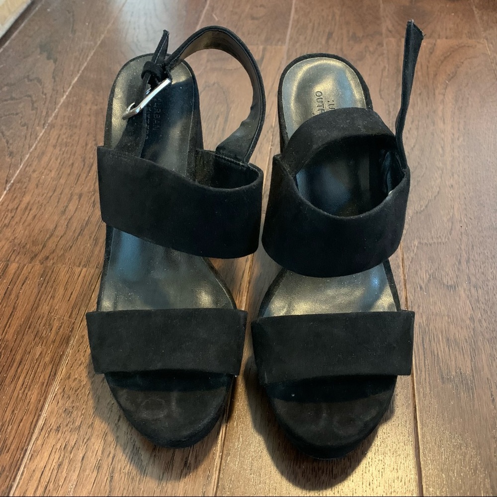 Urban Outfitters Velvet Strap Block Heel